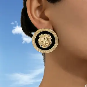 Hip-hop style fashion retro lion head earrings, high-end and exquisite ear accessories