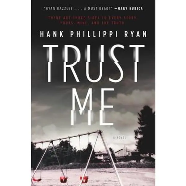 USED Book - Trust Me by Ryan, Hank Phillippi (Paperback) - english