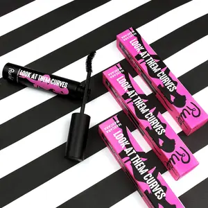 Look At Them Curves - Lifting Mascara