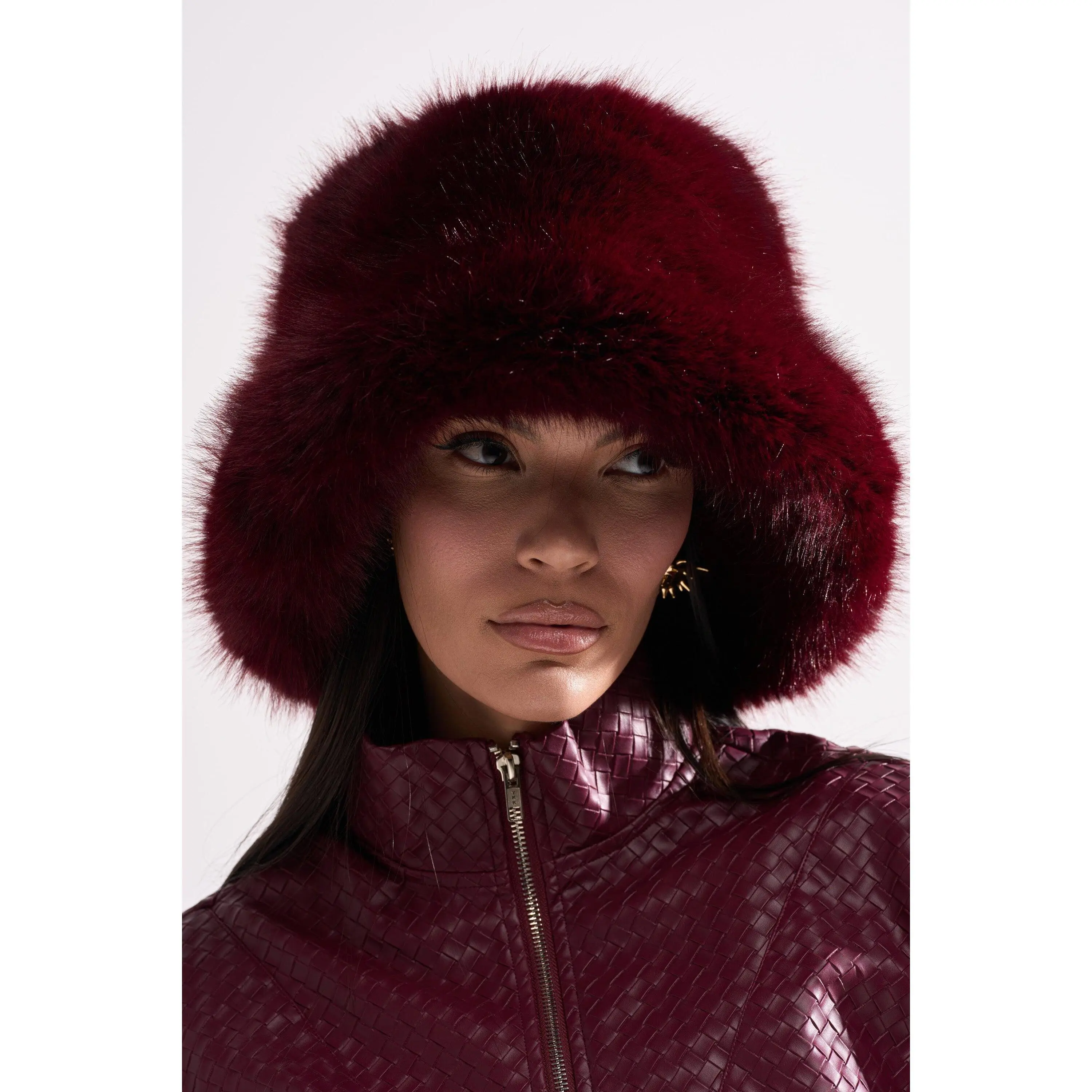 ELEVATED FAUX FUR BUCKET HAT