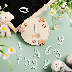 Baby Milestone Photo Cards Wooden Flower Style Replaceable Numbers Memorial Props Suitable for Newborn Growth Record