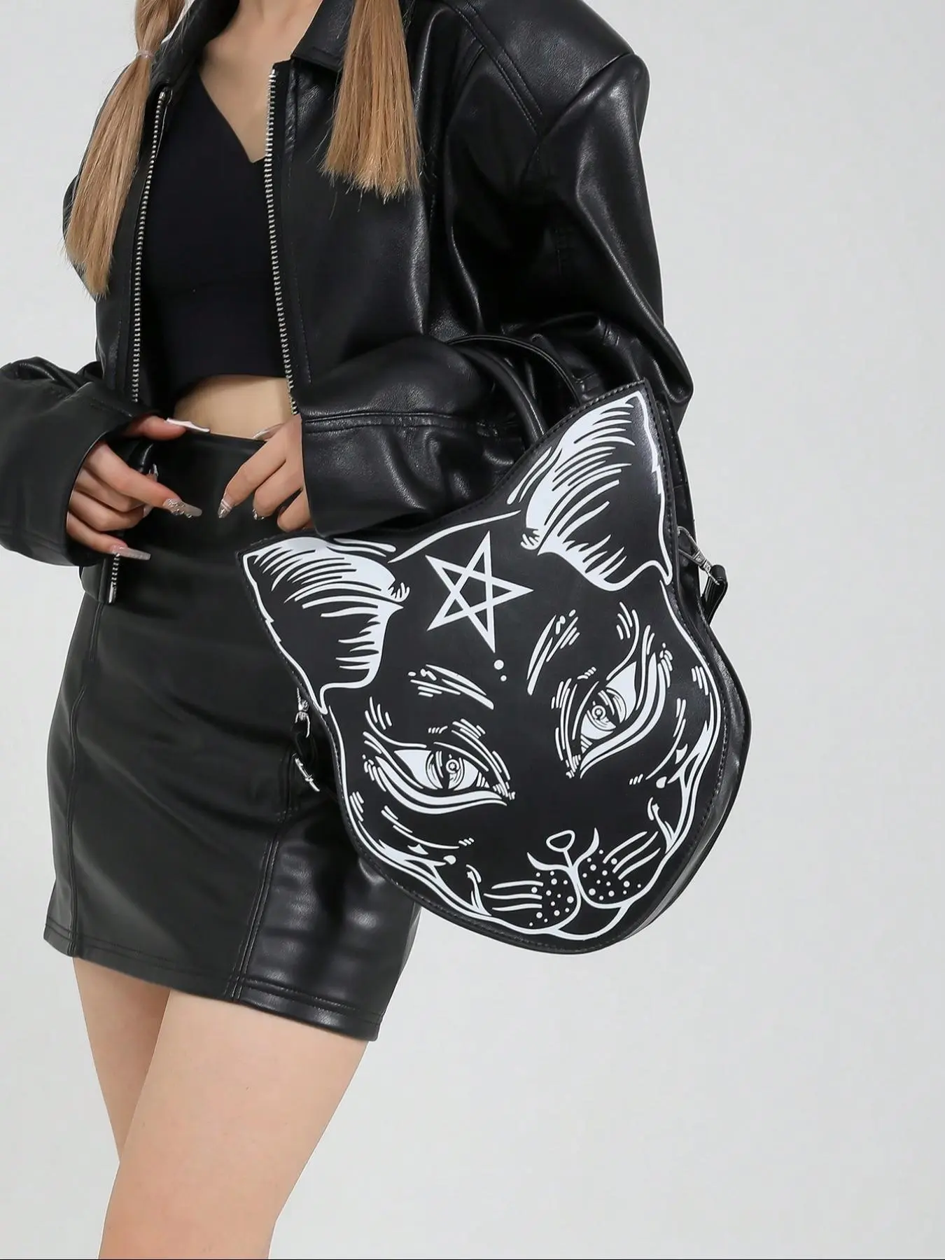 Fashionable, simple, exquisite, versatile, personalized, casual and trendy women's bag with animal pattern cartoon design, suitable for parties, gatherings, outdoor activities, or gifts for friends