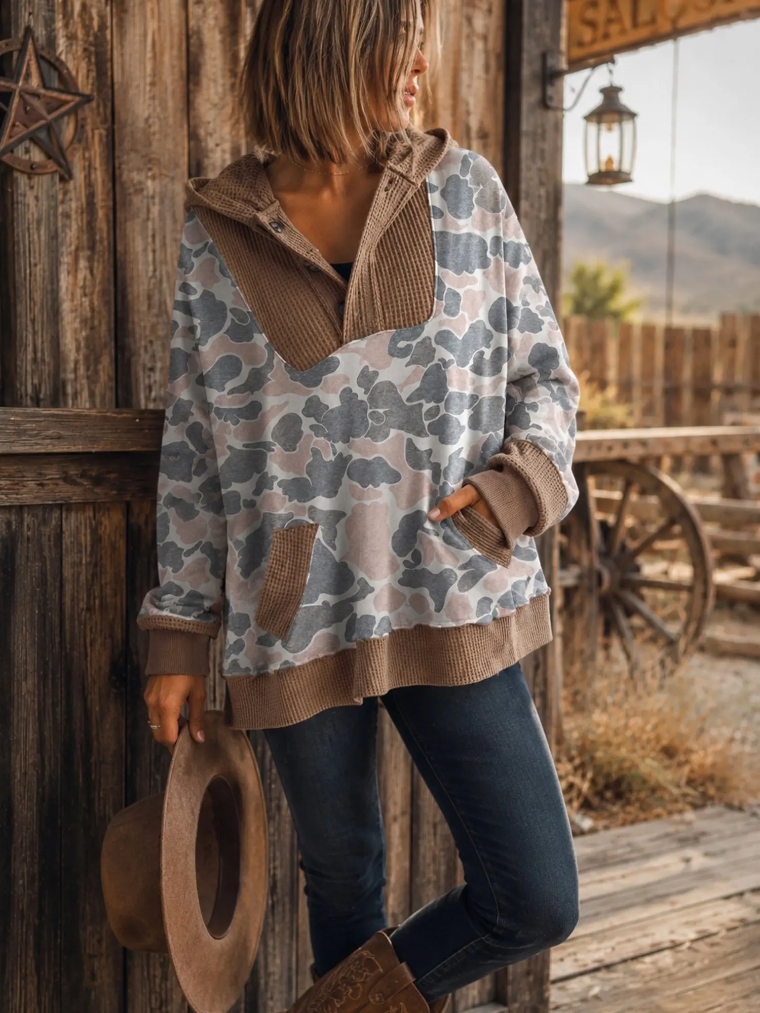 Women's Hooded Camouflage Print Waffle Texture Patchwork Hoodie - Loose-Fit Longsleeves Casual Pullover with Pocket, Western Style Everyday Lady Clothes