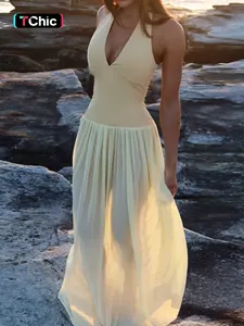 Elegant Halter Neck Ruched Pleated A-Line Long Dress, Summer Vacation Style, Women's Fashionable Evening Gown, Perfect for Parties and Events