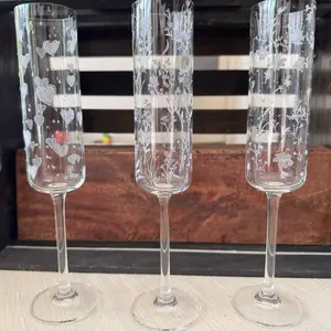 Champagne Flutes with Dainty Hand-Etched Pattern - Elegant Glassware for Special Occasions