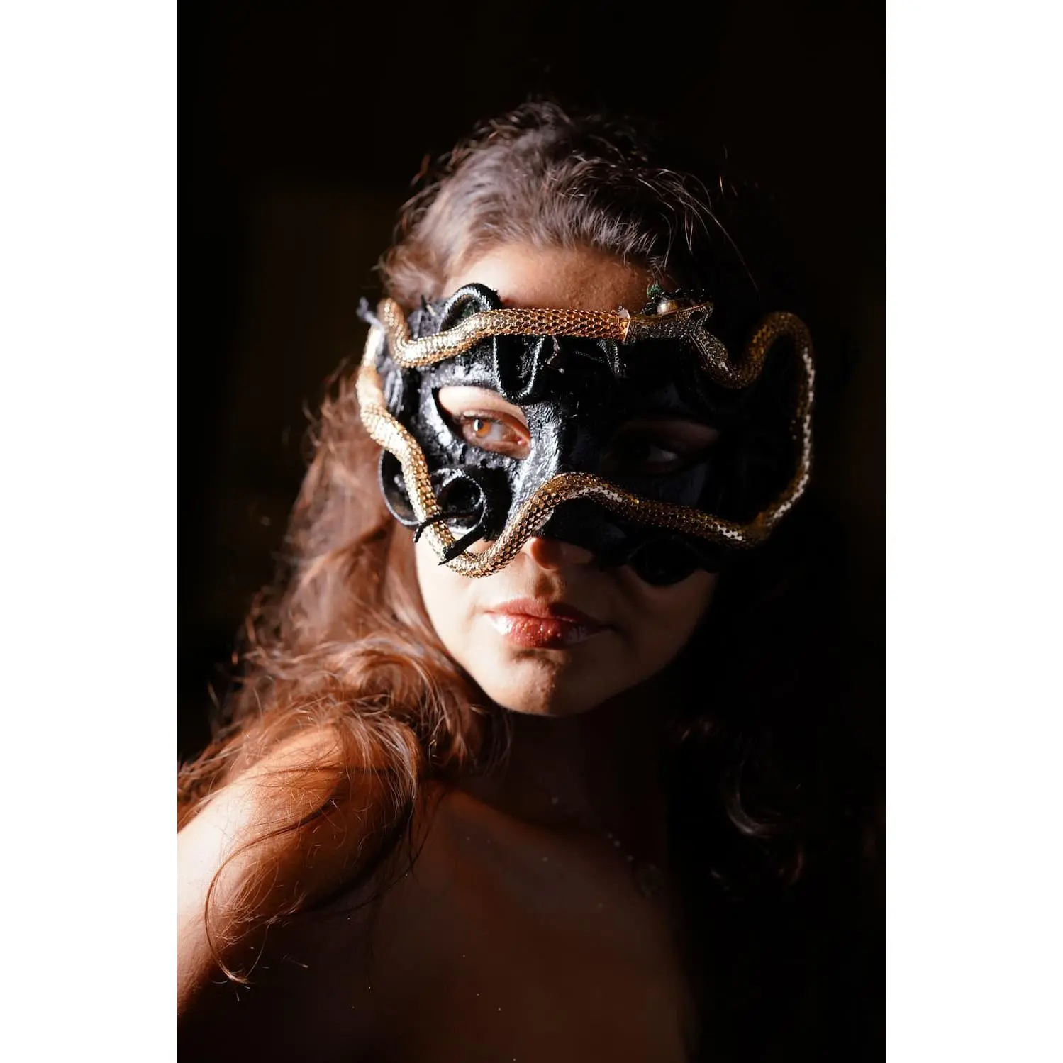 Medusa Snake Mask - Black/Gold