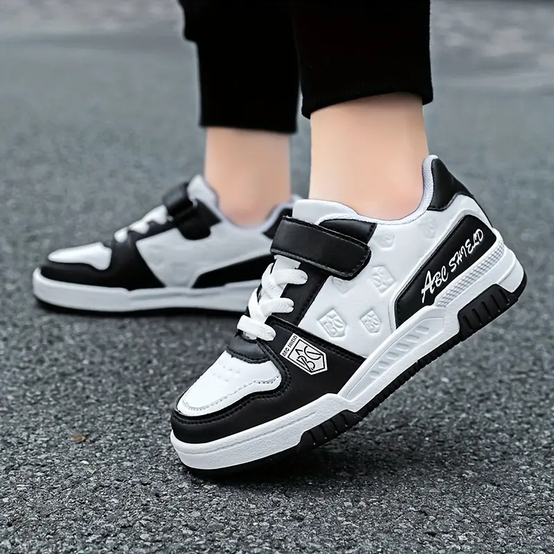 Boys' Color Block Skate Shoes - Trendy Trainers with PU Leather, Round Toe, Reflective Design, and Non-Slip Sole, Sports Sneakers Trainer