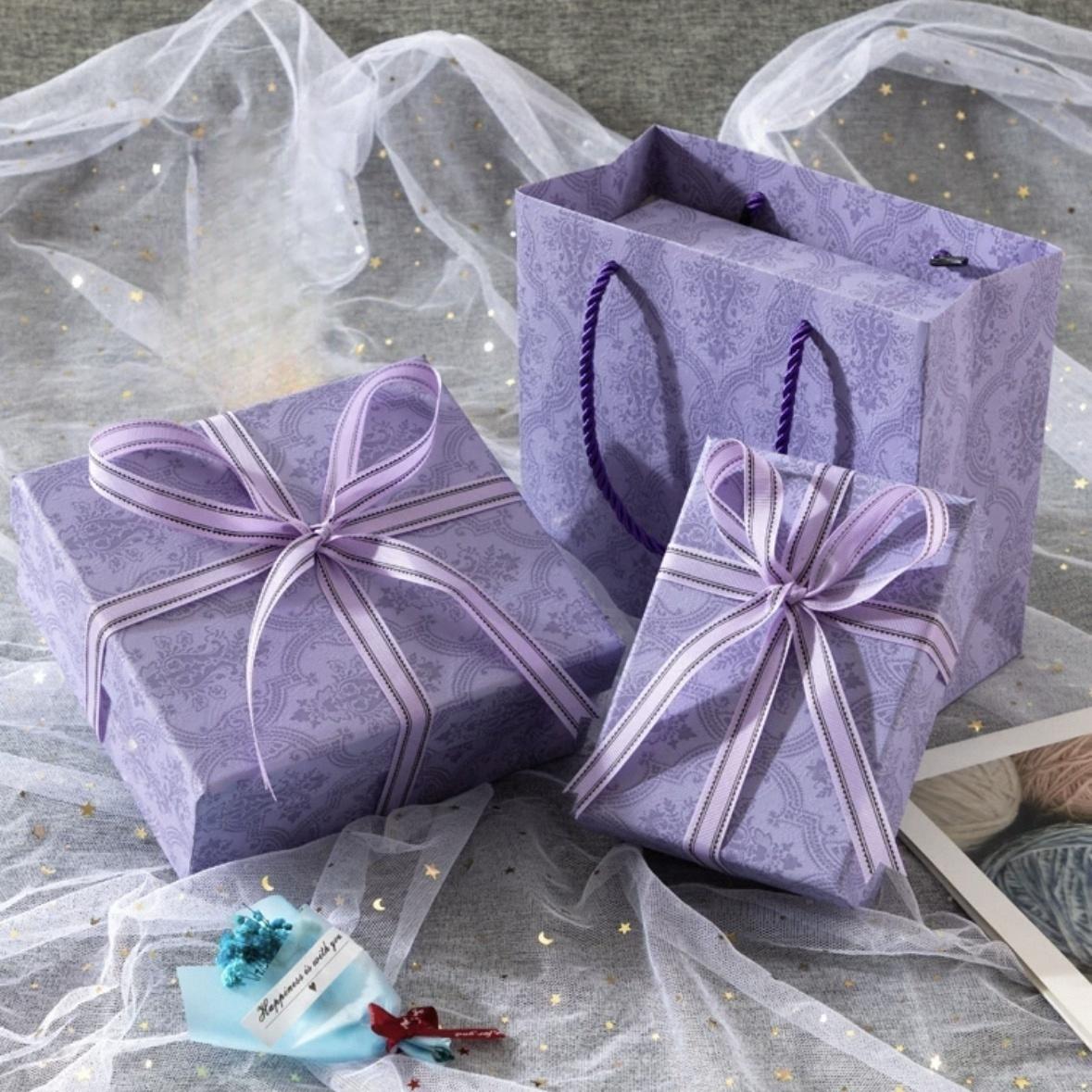 Limited to today only, the blue 3.4 oz (100ml) party-sized gift, Valentine's Day gift