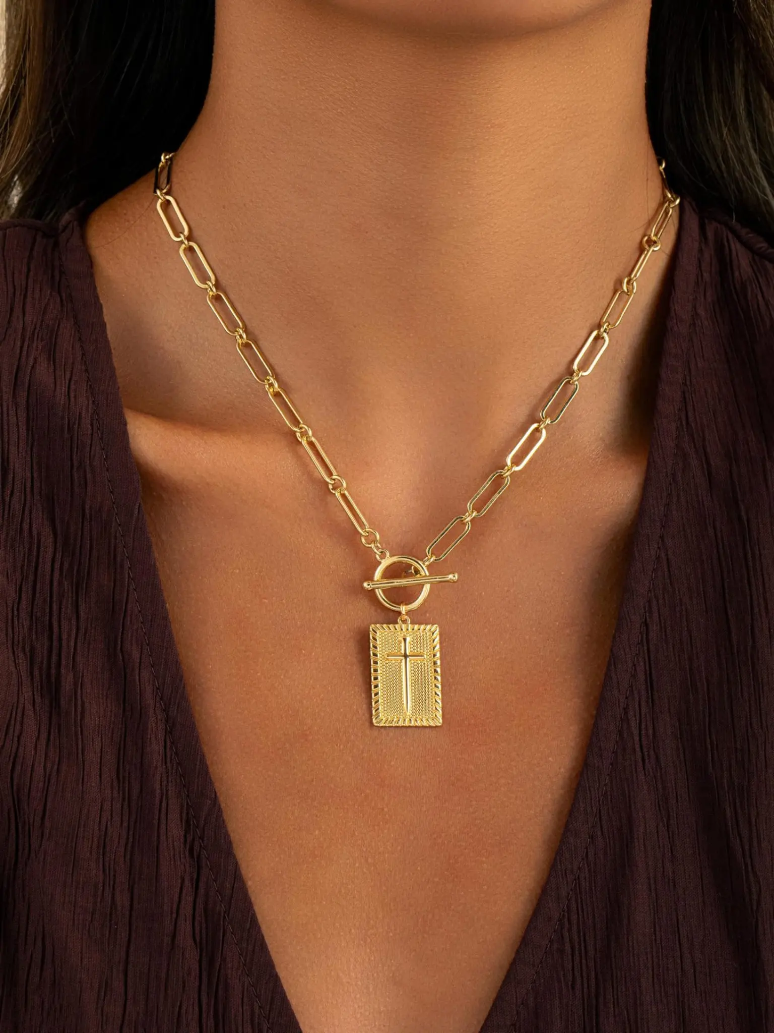 Modish Cross Choker Necklace for Women, Thick Chunky Paperclip Chain, Hip Hop Style, Cuban Link Design, Perfect Gift for Holidays, Cross Charm Necklace, Choker Jewelry