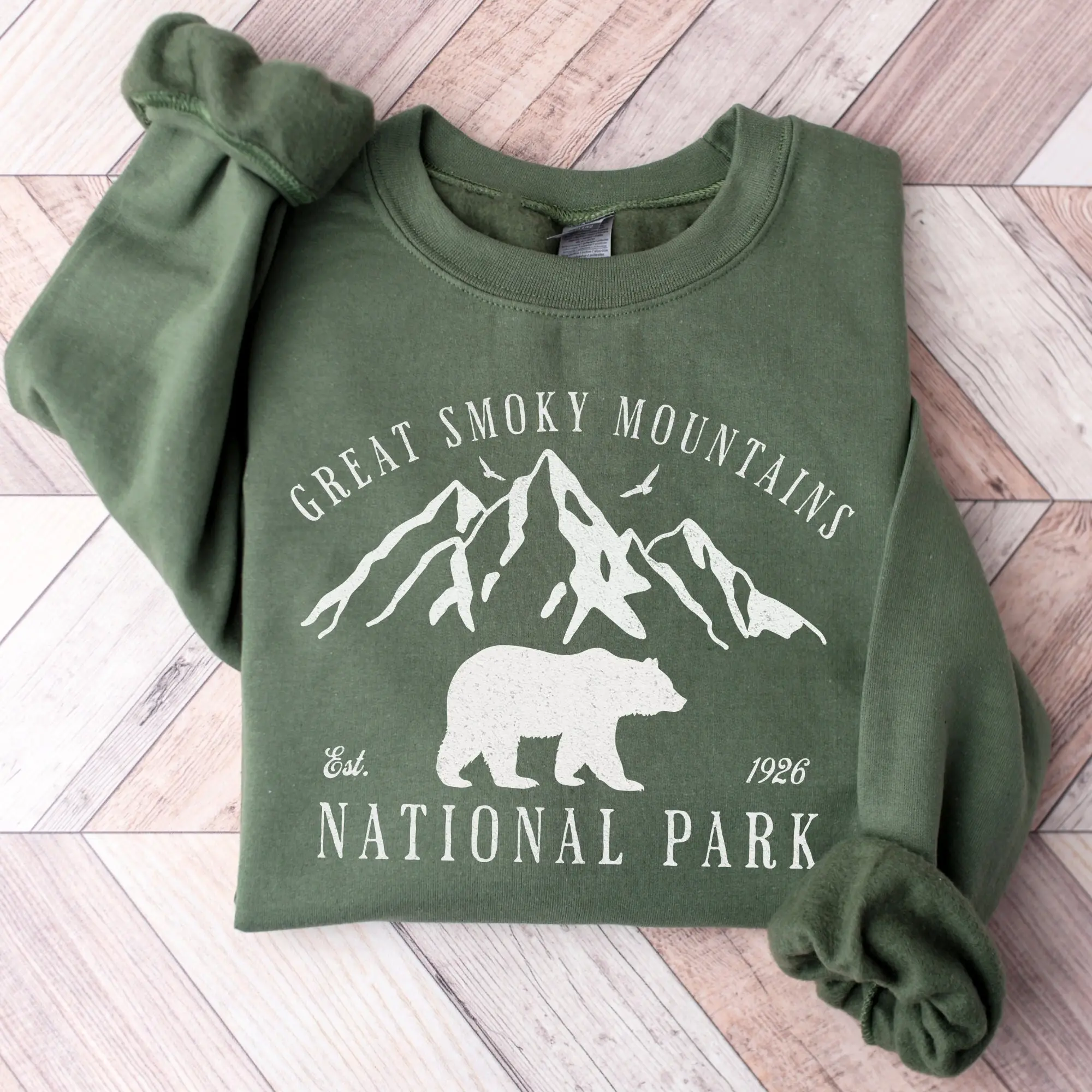 Great Smoky Mountains Sweatshirt, Vacation Shirt, Hiking Sweatshirt, Camping Sweatshirt, Nature Enthusiast Outfit