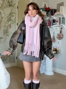 Women's Elegant and Fashionable Winter Scarf Solid Color Fluffy Versatile hijab Women's Casual Elegant Shawl Couple Same Style Imitation Cashmere Scarf Casual Soft Scarf Fashionable Warm Daily Commuting/Dating Match Winter Coat and Down Jacket