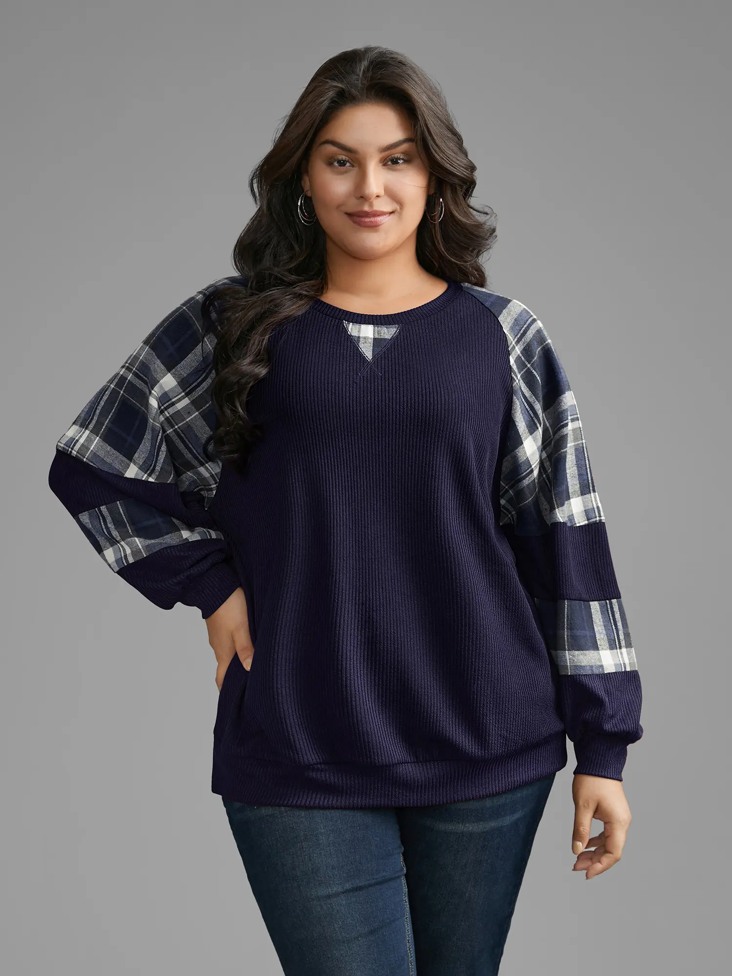 BloomChic Women's Plaid Hoodie, Oversized Casual Sweatshirt with Contrast Raglan Sleeves and Patchwork Detail, Long Sleeve, Fabric, Garment, Lady, Casual Wear, Polyester Blend, Tops, Longsleeves