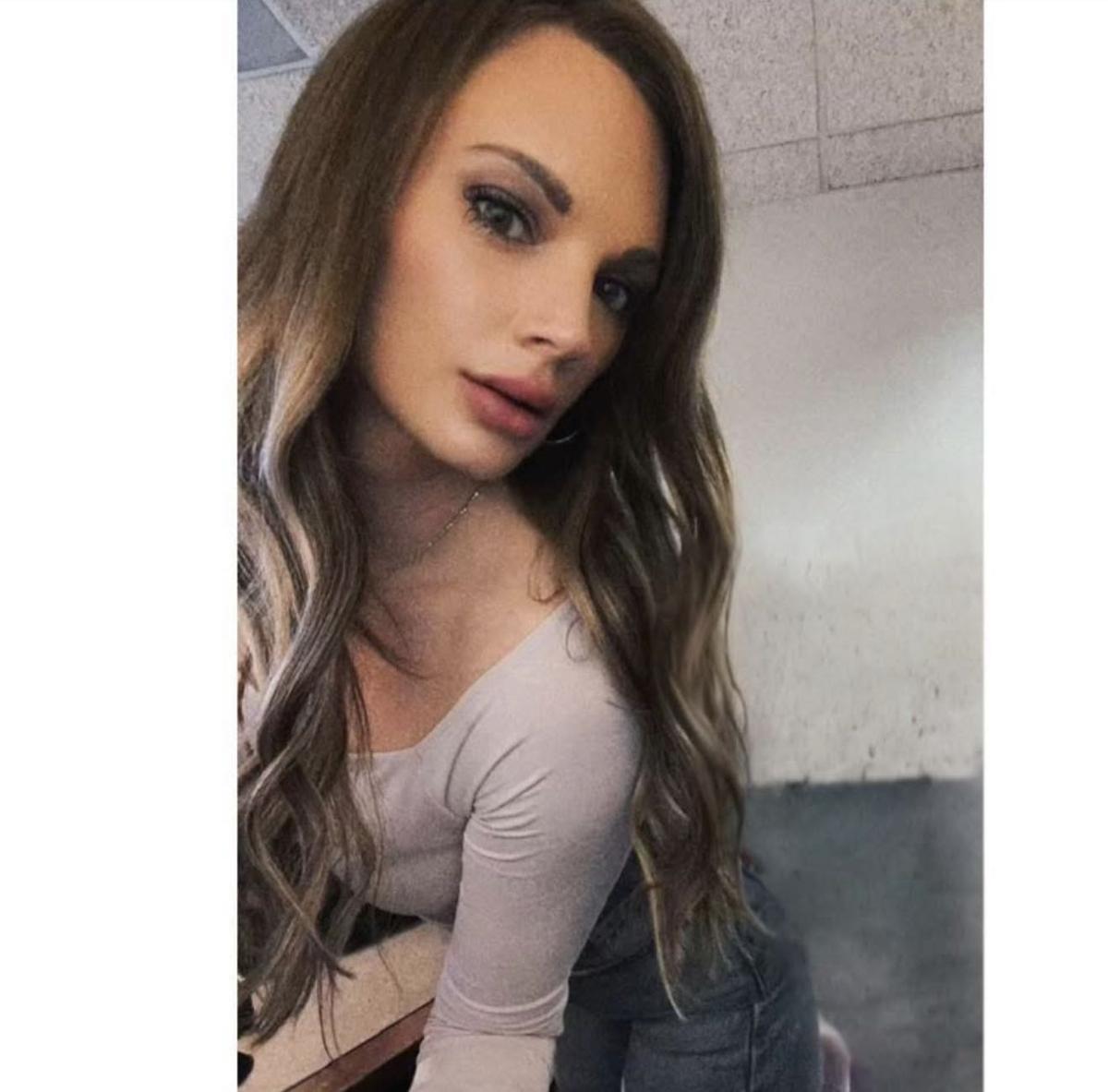 Item: #4A Chocolate Brown, 18inch 130g