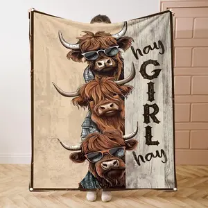 Soft Funny Throw Blanket Highland Cow Pattern Blanket, Cow Print Blanket, 1 Count Soft Comfortable Throw Blanket, Cool Bedroom Bedding Blankets, Warm Napping Blanket for Home Office Travel, Cozy Chic Blanket