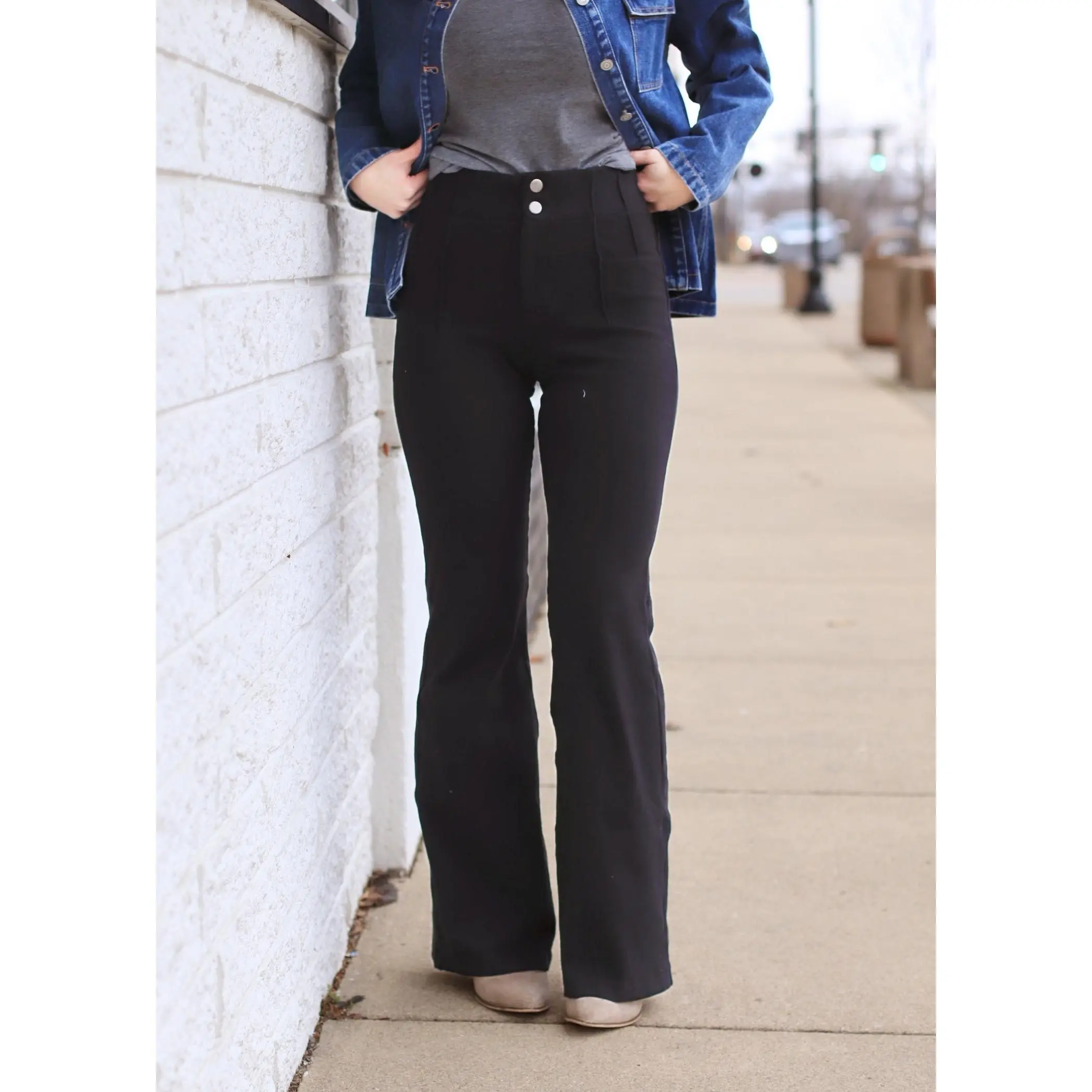 CLEARANCE FINAL SALE  Pintuck Twill Flare Pants in Black