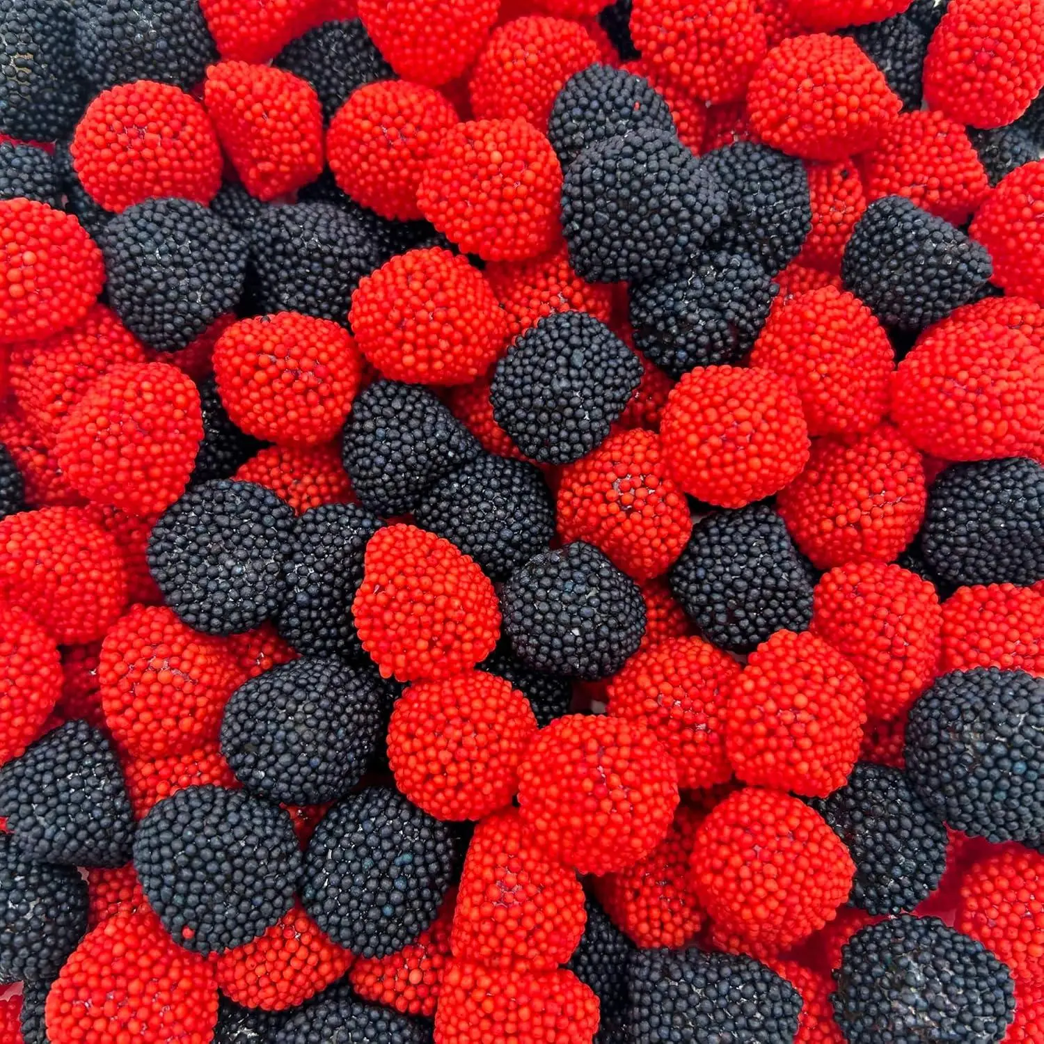 Brazilian Crunchy Gummy Drops Raspberry Blackberry Red Black 5.5 lb