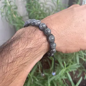 8mm Labradorite Macrame bracelet