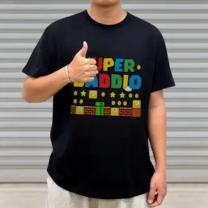 Mario-themed Men's Short-Sleeve Dad T-Shirt - Father's Day Gift from Son - Birthday Gift from Daughter to FatherMario-themed short-sleeved men's dad T-shirt - A Father's Day gift from a son - A birthday gift from a daughter to her father