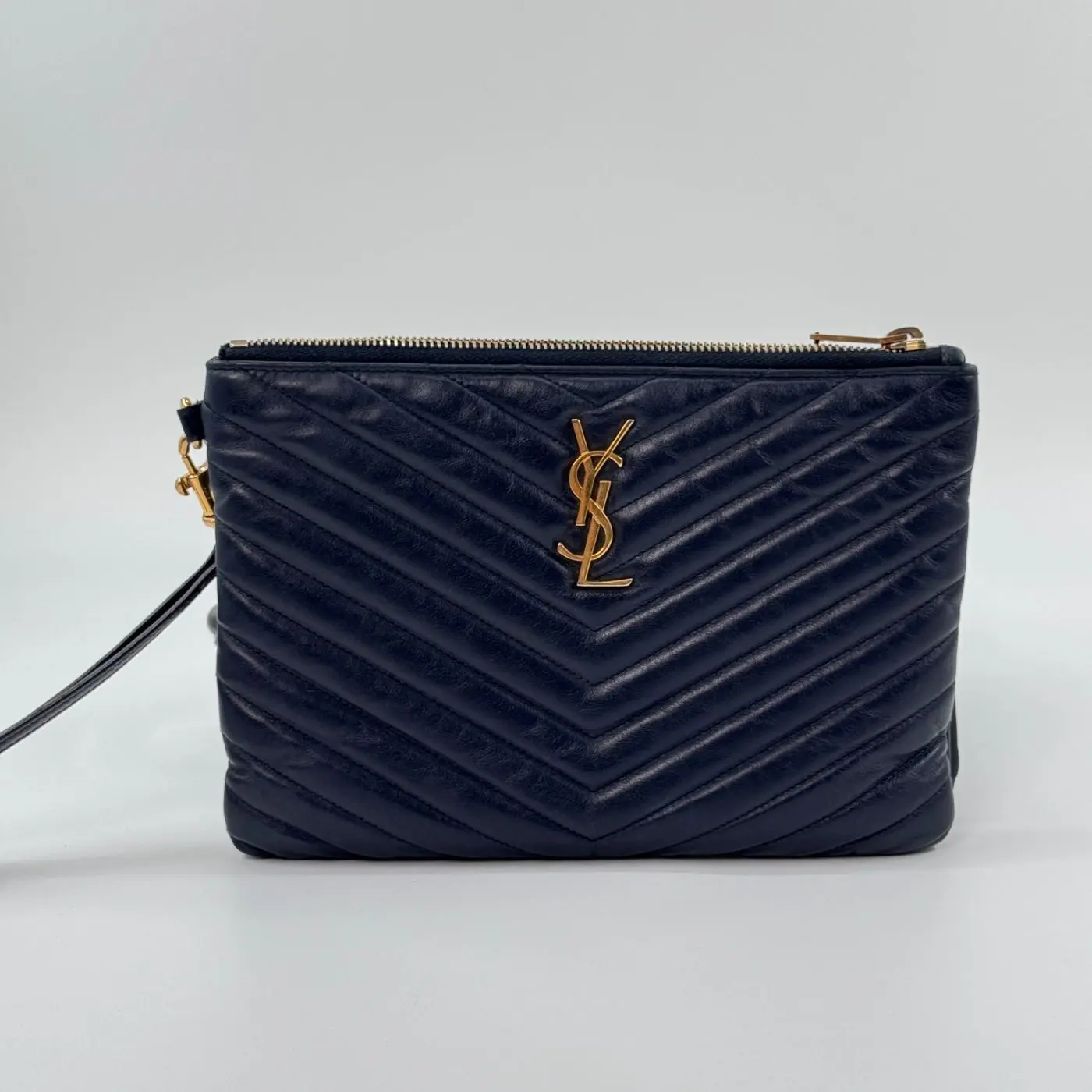 Pre-owned Yves Saint Laurent leather Clutches and wristlets Saint Laurent Monogram Large Wristlet Pouch #8901519367662748