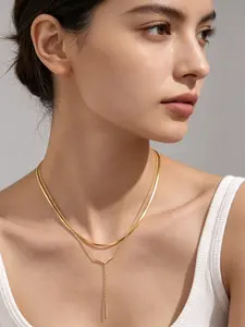 A silver Y-shaped diamond necklace with V-shaped full diamond embellishments and pendant diamonds, exquisite and dynamic, suitable for daily commuting, dating or light business occasions.