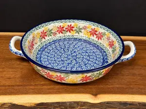 Baker, Round w/ Handles, 8" - Maple Harvest