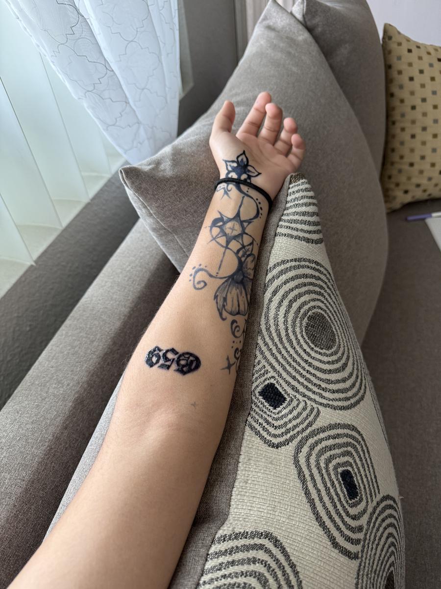 Item: 1 Bottle w/3 Tips, None, Standard