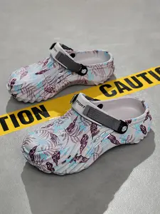 Lightweight Comfortable Clogs and Slippers for Indoor and Outdoor Use, Versatile Casual Sandals for All Occasions, Breathable Lightweight Clogs