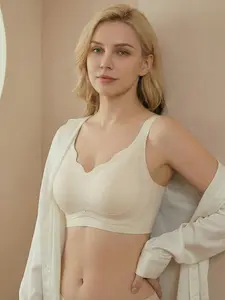 Plus Size Seamless Back Support Sports Bra, High Elastic Shockproof Push Up Bralette, Wireless Full Coverage for Yoga, Gym & Daily Use, Stretch Wireless Sports Bras
