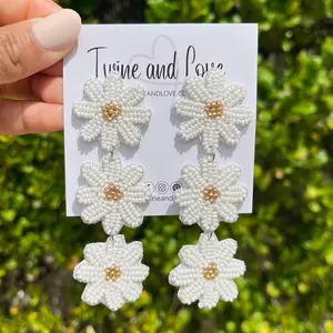 White Daisy Beaded Earrings