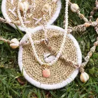 Laaon by B shop logo