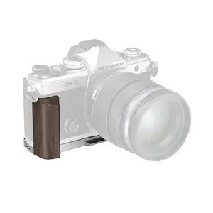 SmallRig L-Shaped Mount Plate with Wooden Handle for OM SYSTEM OM-3 5563