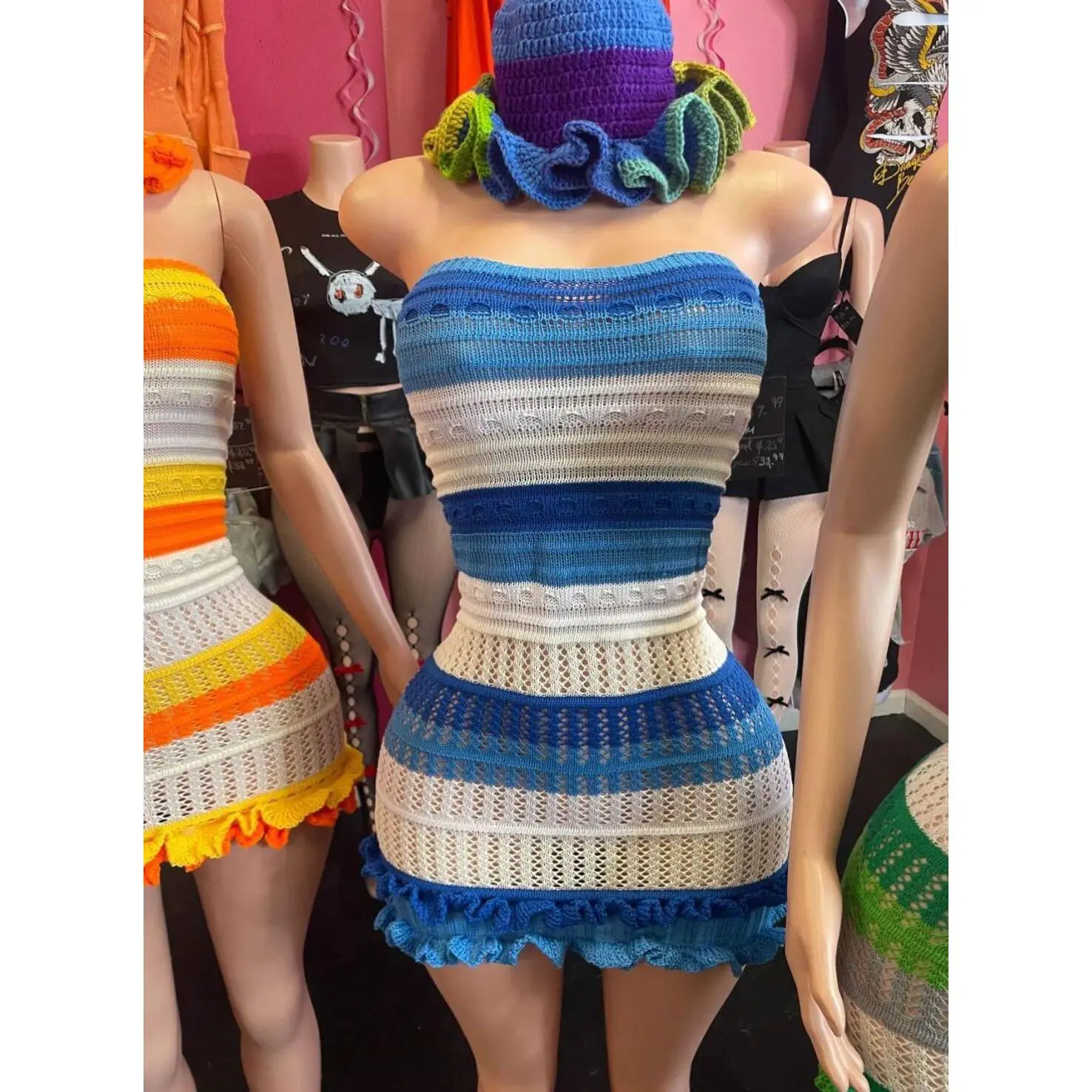 Blue green mixed color hat