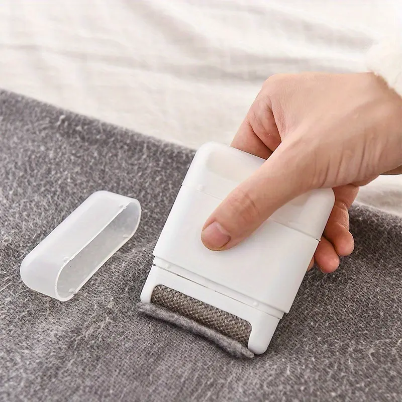 1pc Efficient and Gentle Sweater Lint Remover Tool - Creative Manual Design for Easy Use and Long-Lasting Results
