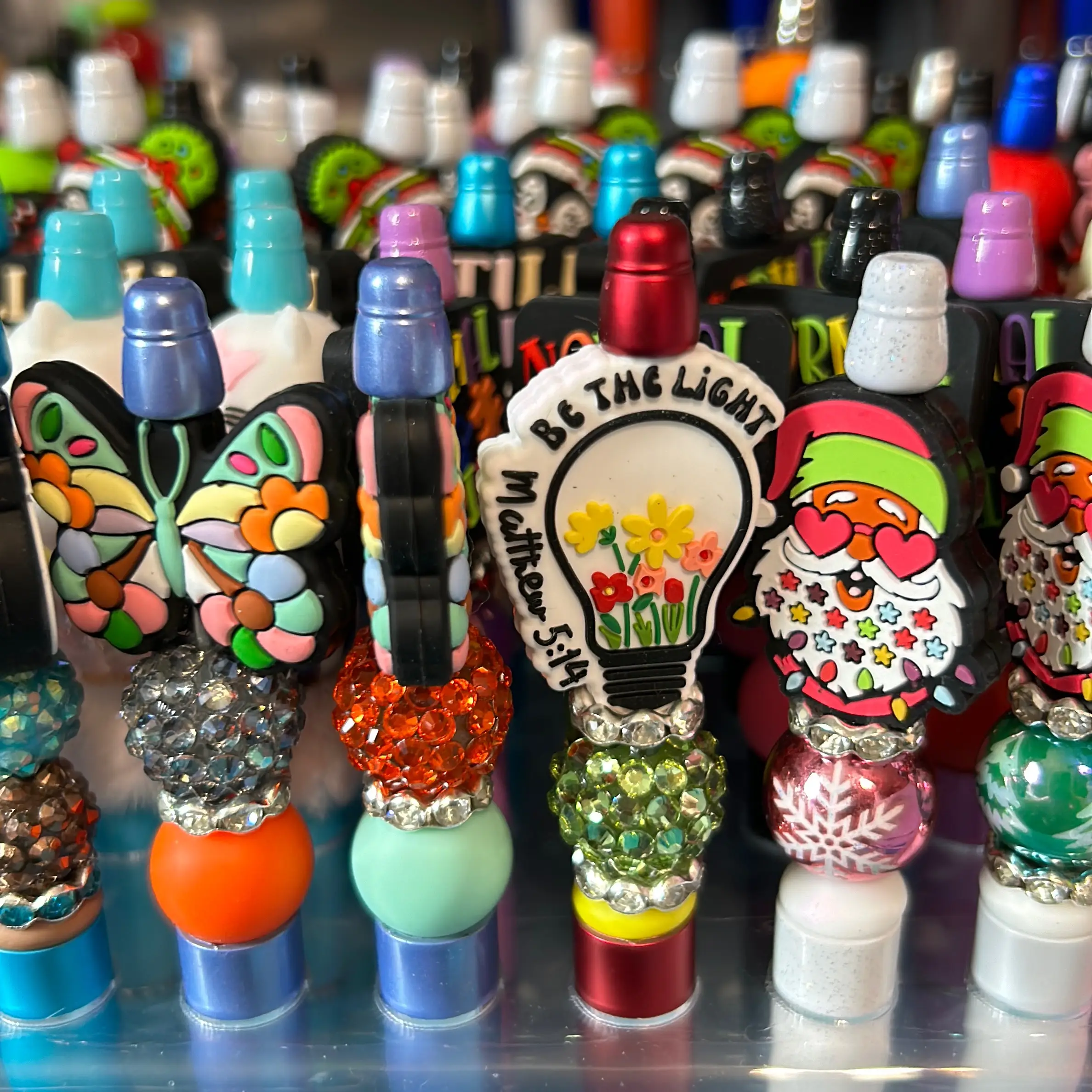 Handmade Designer Christmas Pen live pick