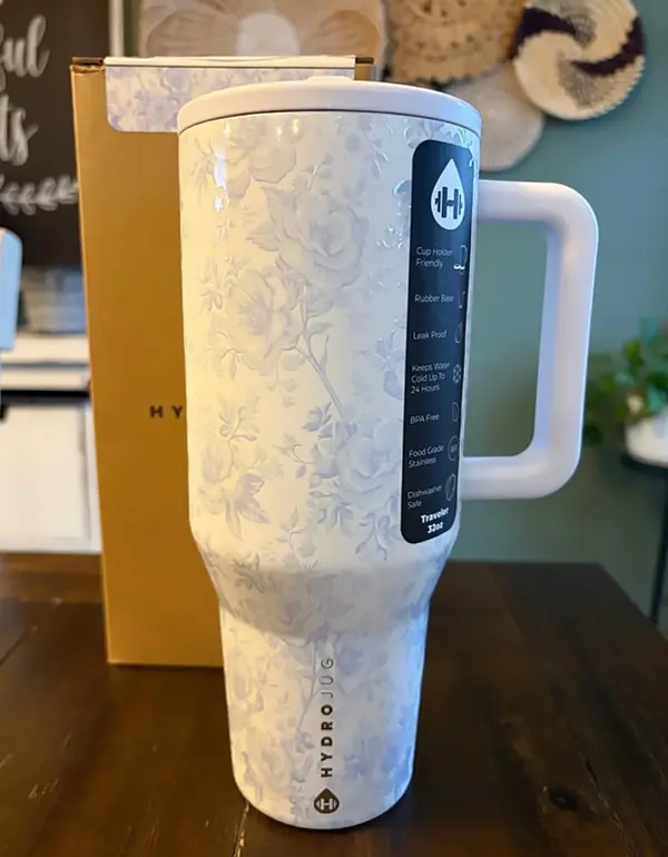 Aesthetic 40oz Blue Floral Print Tumbler with Handle & Straw - Leak-Proof Insulated Stainless Steel Water Bottle for Women, Travel Use | CHERISH Plaid Travel Cup