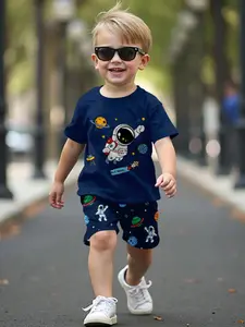 Boys' Summer Fun Space Astronaut Printed Short Sleeve Shorts Set, Casual Fitted Two-Piece, All Seasons Wear