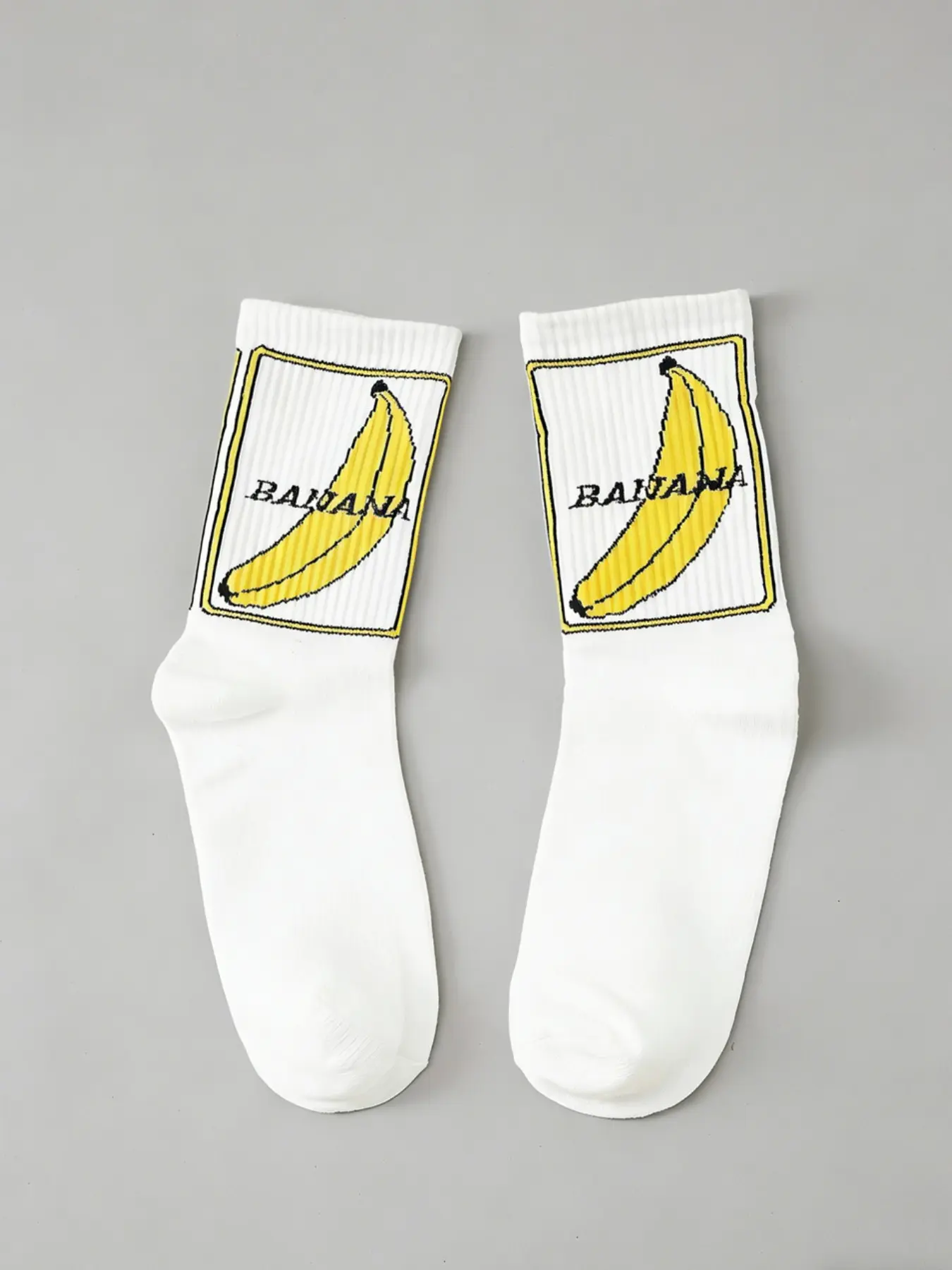 Banana Pattern Mid-Calf Sports Socks, Comfortable and Stylish Athletic Footwear, Perfect for Casual Wear and Daily Use