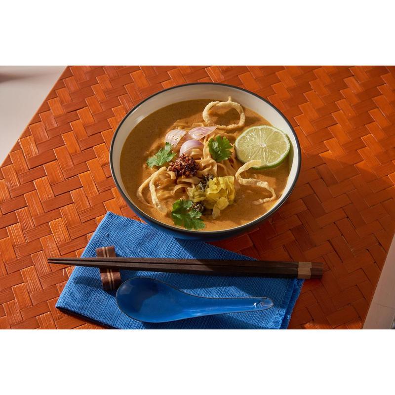 Classic Thai Simmer Sauces – Pack of 5 | Bold & Spicy, Sweet & Sour Flavorful Sauces for Dipping & Cooking - Perfect for Grilled Meat, Vegetables, Noodles & Wraps - Thai Condiments Bundle - 9.8 fl oz Each