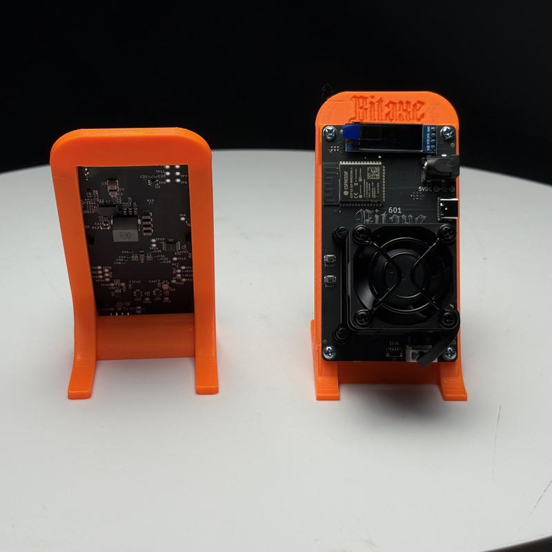 Ready Stock Bitaxe Gamma 601 1.2TH/s 18W Open-Source Bitcoin Miner with Power Supply for Solo Bitcoin Mining