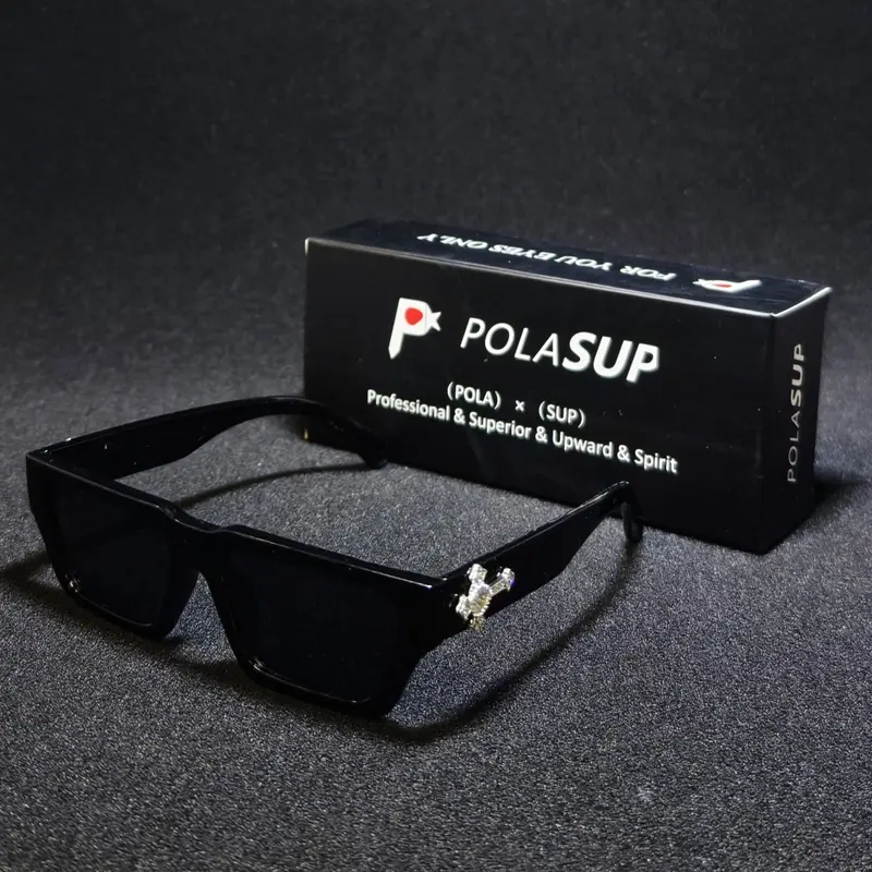 Men's Fashion Rhinestone Cross Pendant Glasses, PC Anti-Explosion Lenses, Sporty Casual Streetwear, Vintage Flat Top Sunglasses, Trendy Sunglasses, Trendy Styling Sunglasses, Stylish Sunglasses, Fashionable Sunglasses