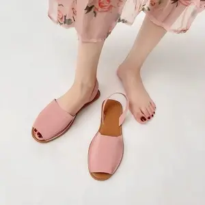 Shoe - Pink Sandals with Flat Sole, Comfortable Design for Walking, Ideal for Casual Wear