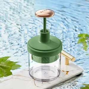 Facial cleanser foaming device, quick foaming portable hair washing press foaming device