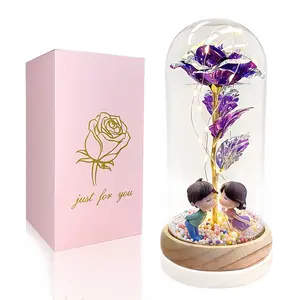 Eternal Flowers Galaxy Roses under a glass dome illuminate fluttering butterfly shadows. Battery-powered. A unique gift idea for mothers, grandmothers, girlfriends, and boyfriends. Perfect for birthdays and Valentine's Day.