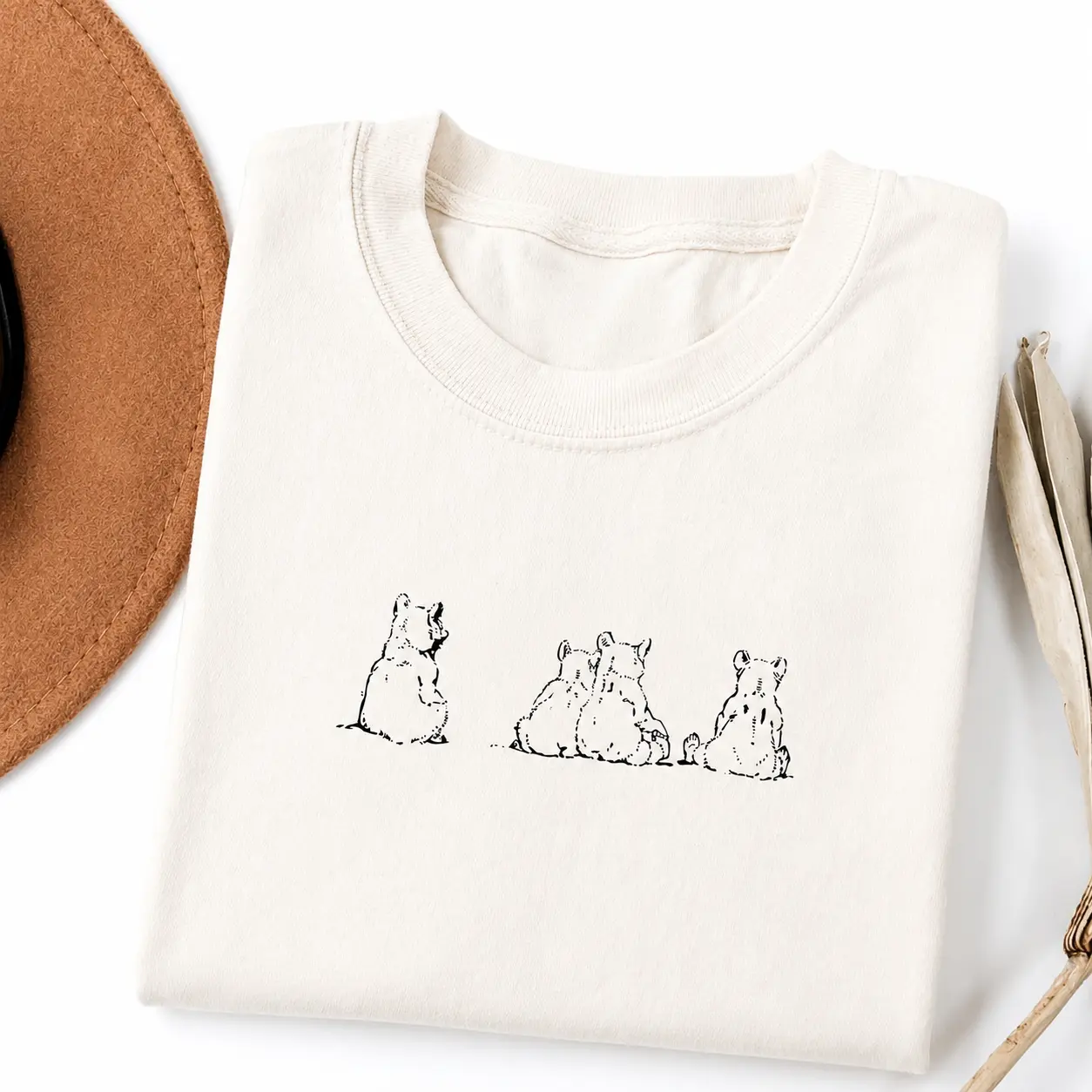 Comfort Colors Minimalist Bear Family Shirt Vintage Wildlife Graphic Tee Unisex Relaxed Fit Cozy Nature Vibe - Kato Fshion