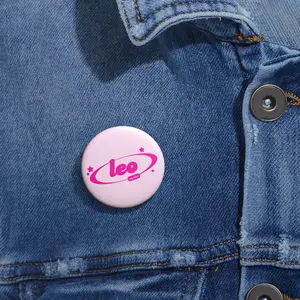 leo big deal button (light pink)