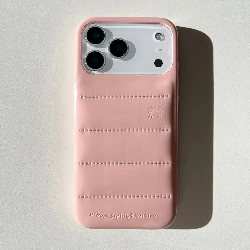 【chikook】Urban Sophistication the-puffer-case-cupid-in-red-
