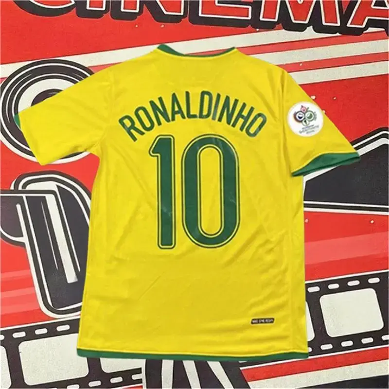 2006 Home Retro Ronaldinho 10# Short sleeve Soccer Jersey