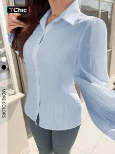 Women's solid color button-down long-sleeved casual fitted shirt, suitable for everyday commuting.