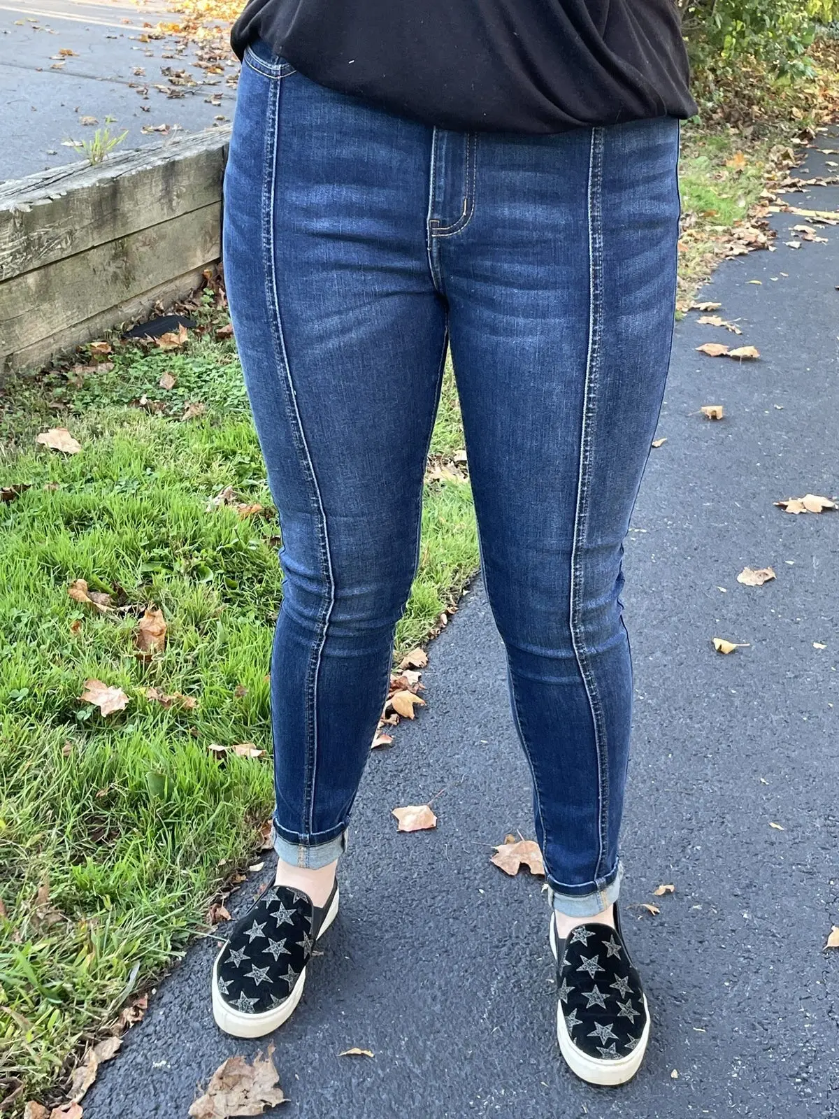 Mid Seam Stitch Skinny Judy Blue*