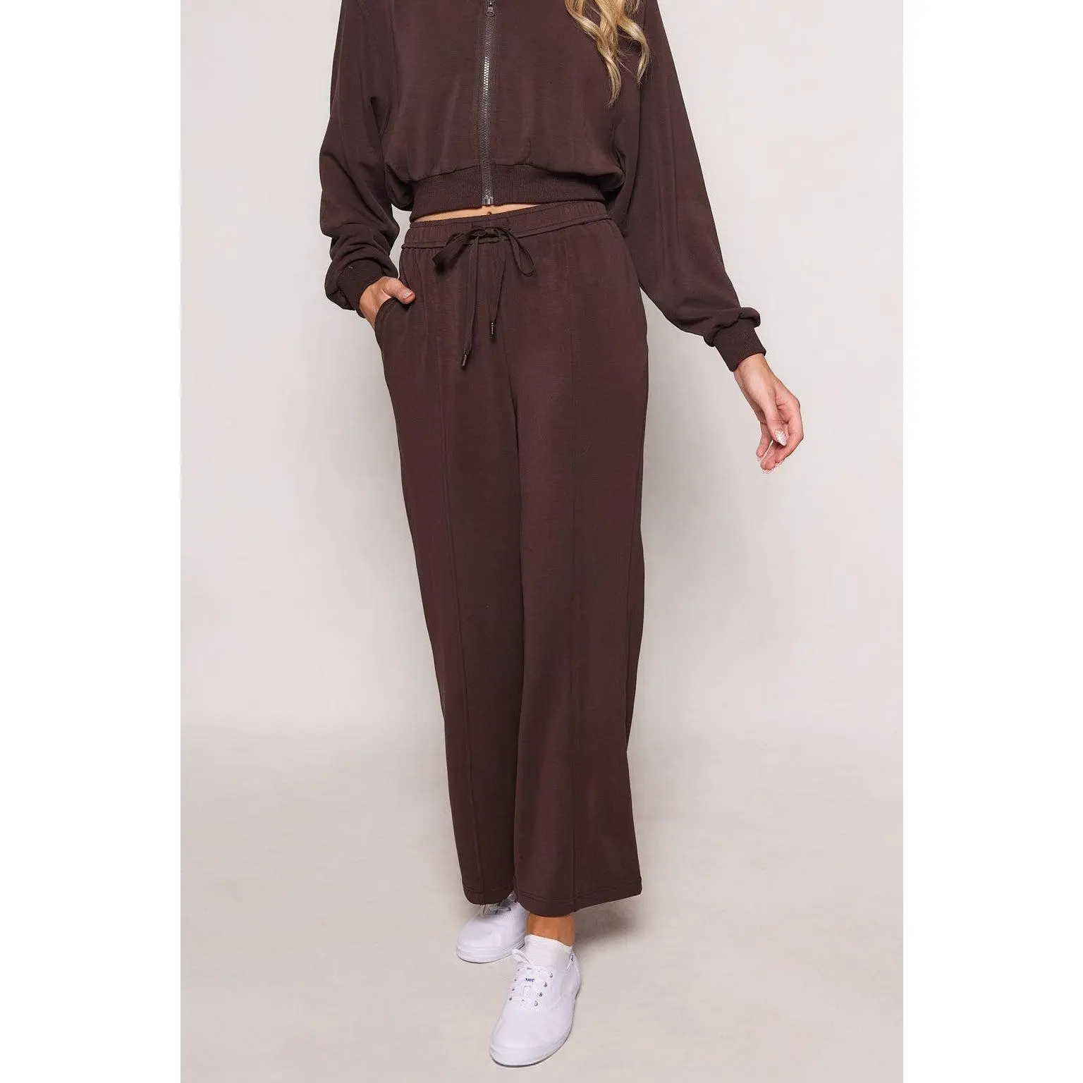 Amara Sweatpant in Espresso